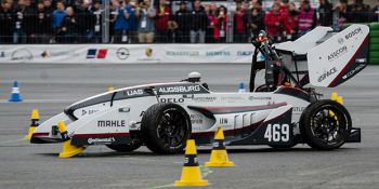 Students Race Driverless Cars in Germany 