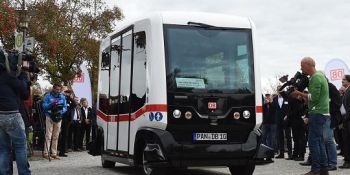 Erster autonom fahrender Bus im Nahverkehr unterwegs