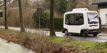 Bürger testen selbstfahrenden Bus in Drolshagen