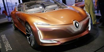 IAA-Studie: autonomer Renault Symbioz mit Sitzprobe