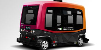 MnDOT Tests Driverless Shuttle Bus 