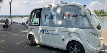 Mainz testet autonomen Elektrobus an Uferpromenade